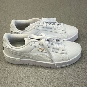 Excellent Puma Women's Size 6.5 Court Sneakers White Leather